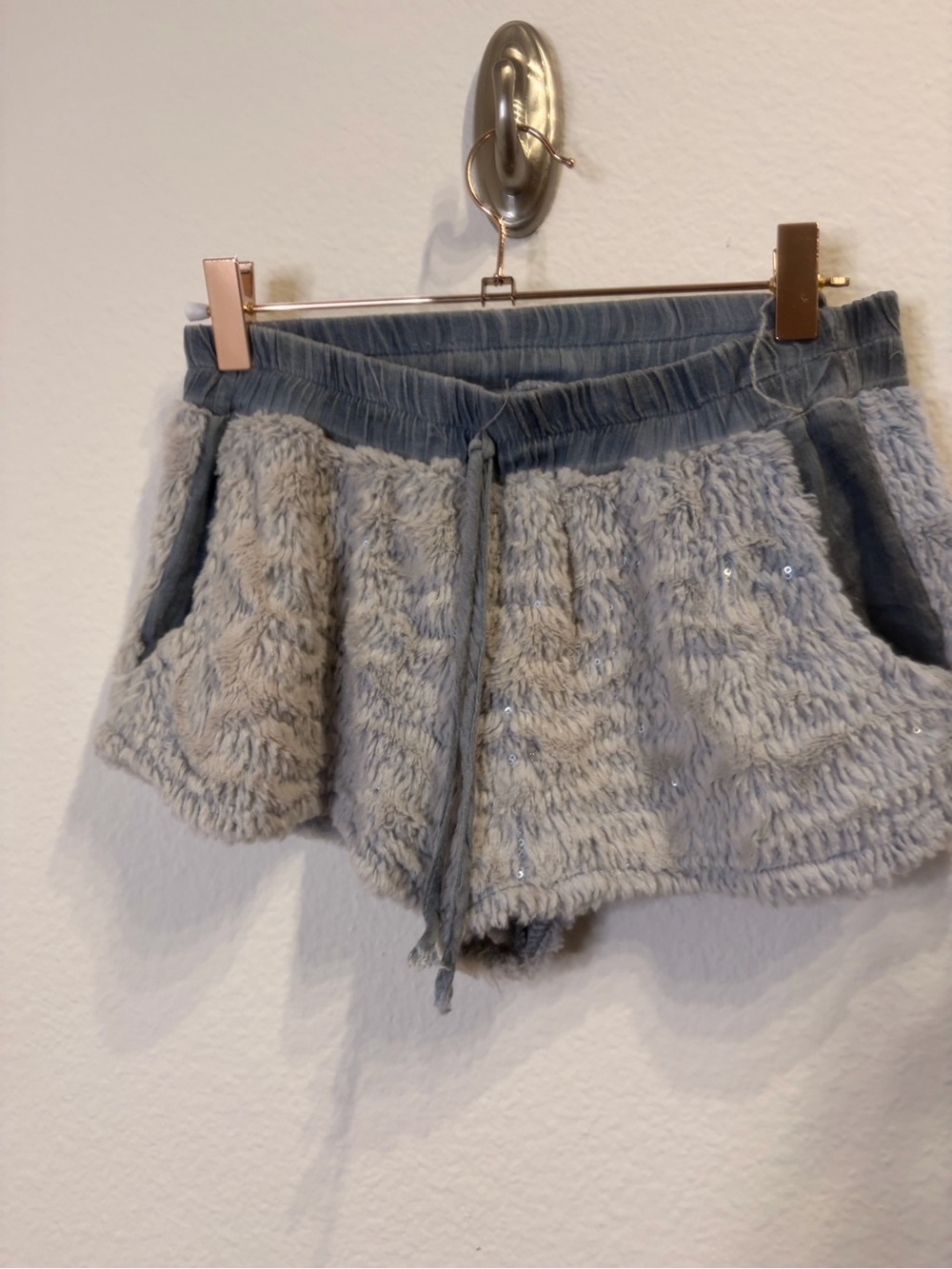 miami Plush High-Waist Lounge Shorts - Light Gray